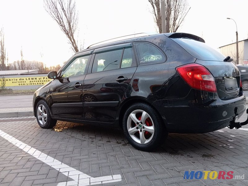 2010' Skoda Fabia photo #3