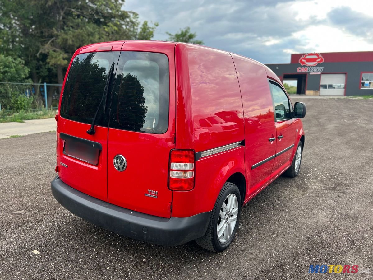 2015' Volkswagen Caddy photo #4