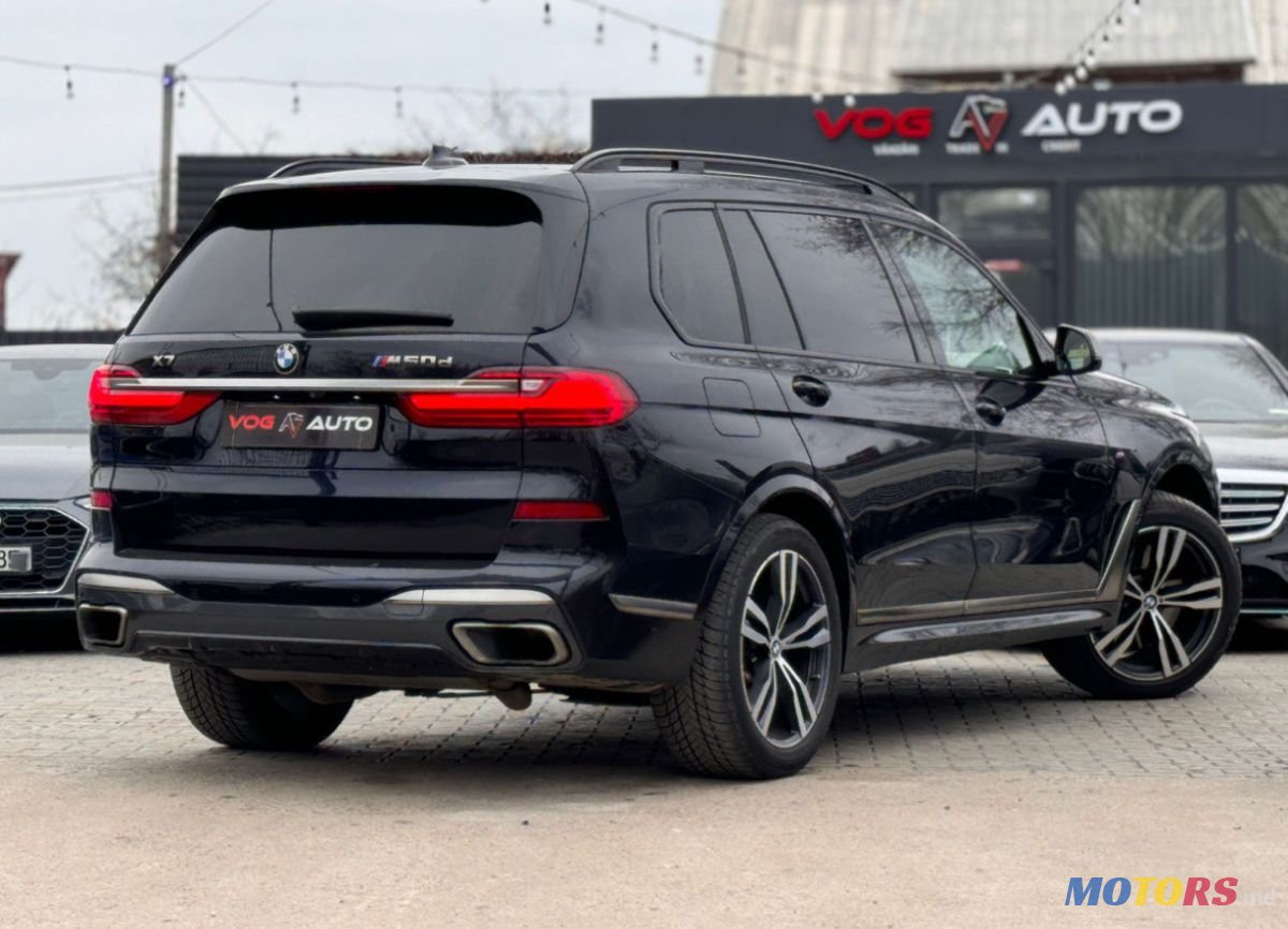 2019' BMW X7 photo #2