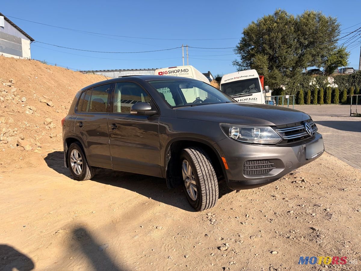 2013' Volkswagen Tiguan photo #4