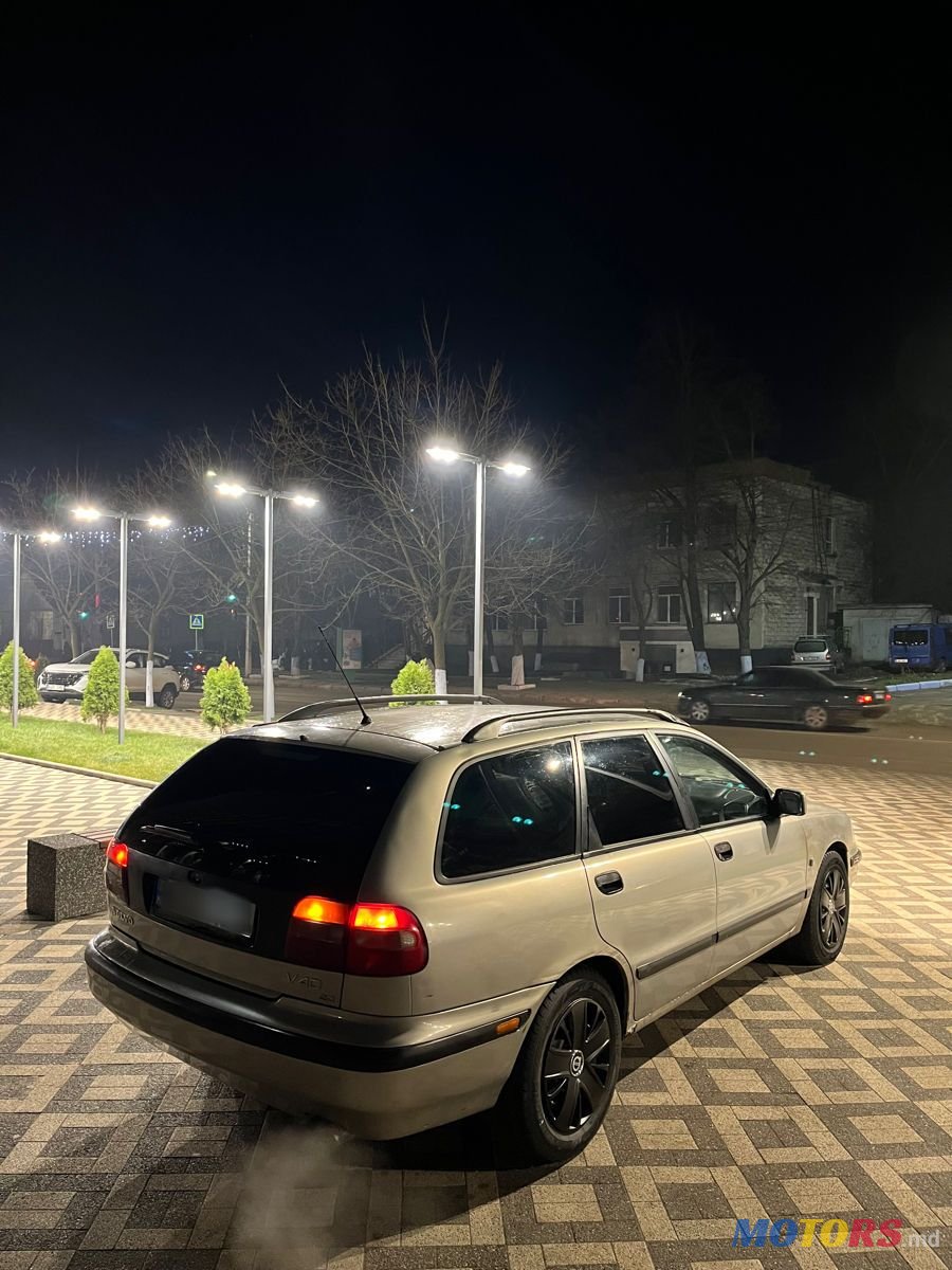 1999' Volvo V40 photo #1