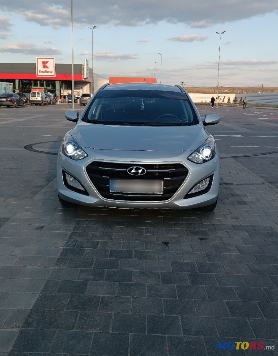 2017' Hyundai i30 photo #6