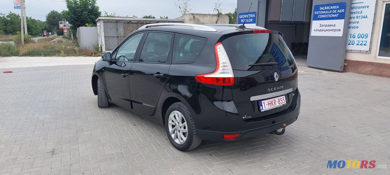 2014' Renault Grand Scenic photo #4