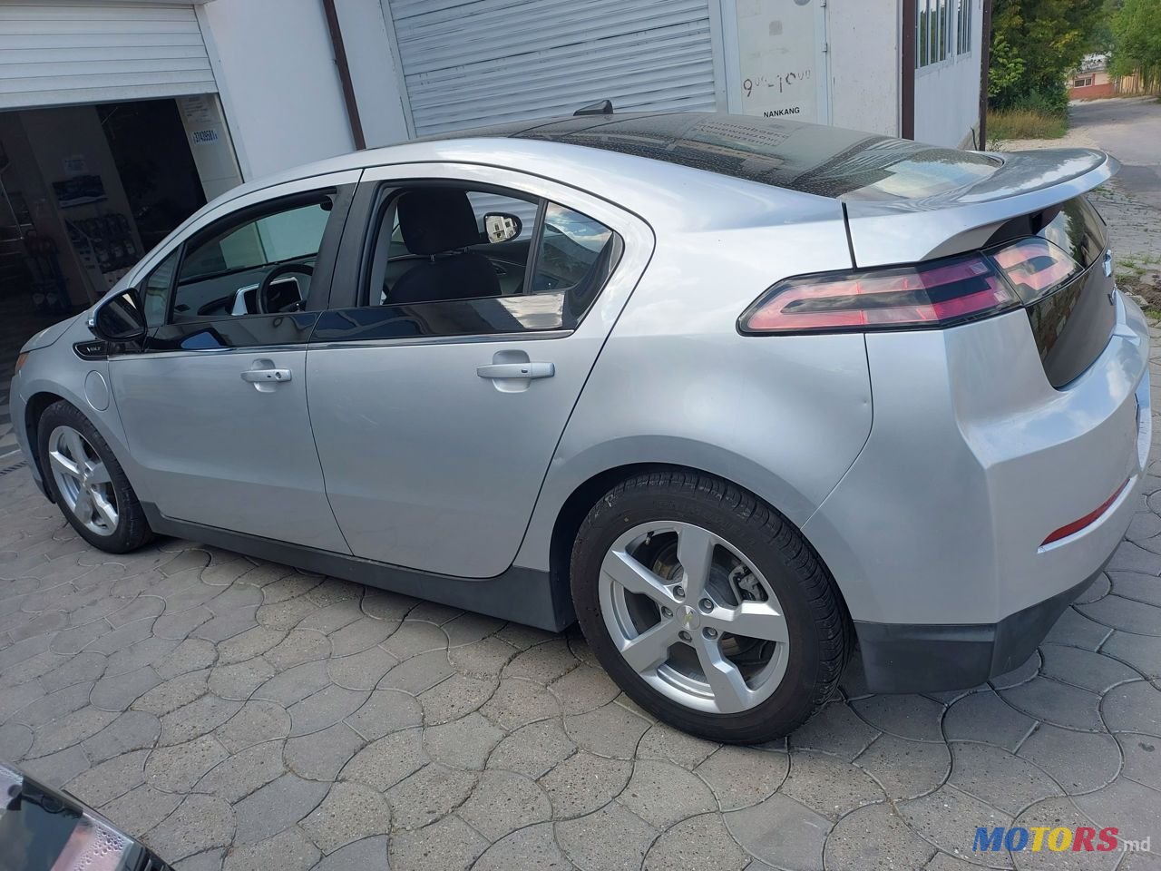 2012' Chevrolet Volt photo #2