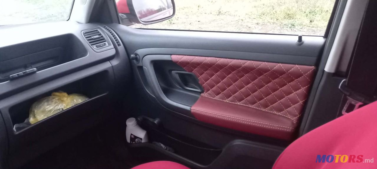 2009' Skoda Fabia photo #5