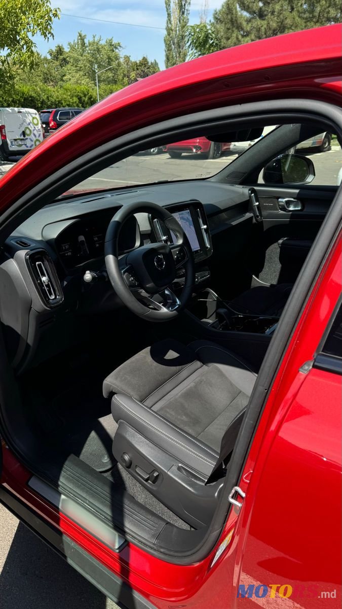 2023' Volvo C40 photo #4