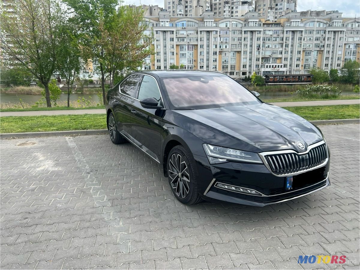 2023' Skoda Superb photo #2