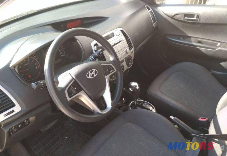 2009' Hyundai i20 photo #2