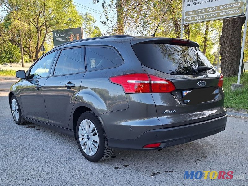 2015' Ford Focus photo #3