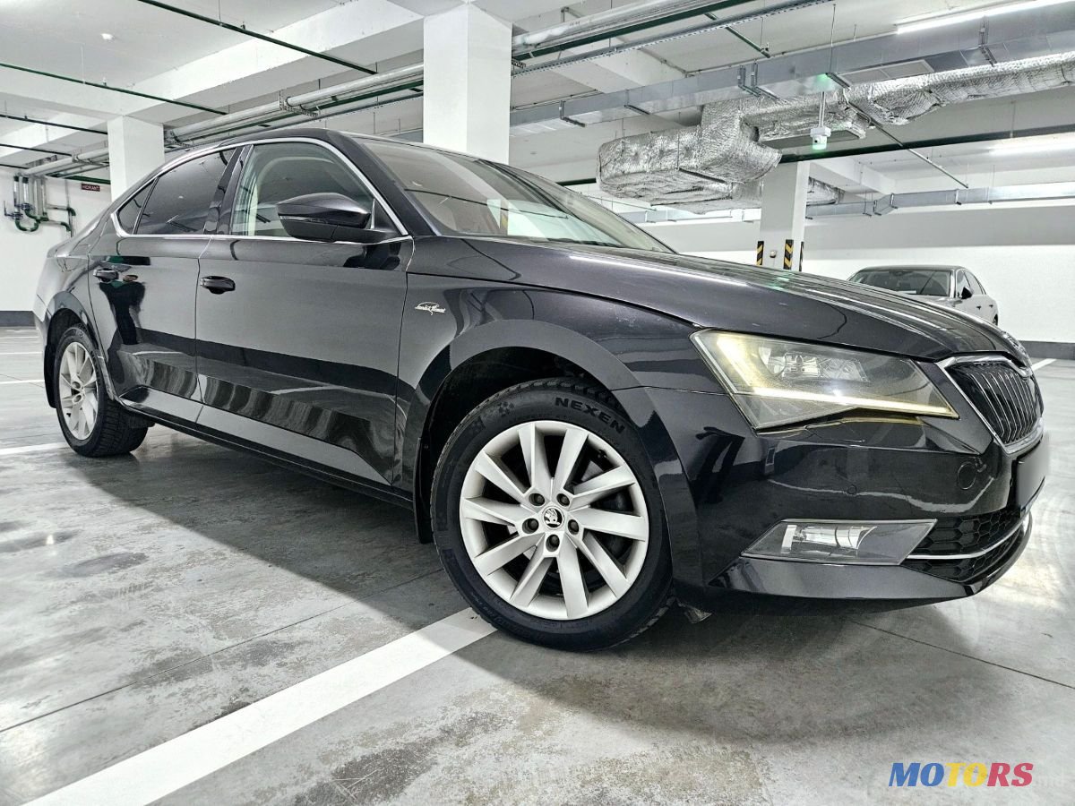 2016' Skoda Superb photo #6