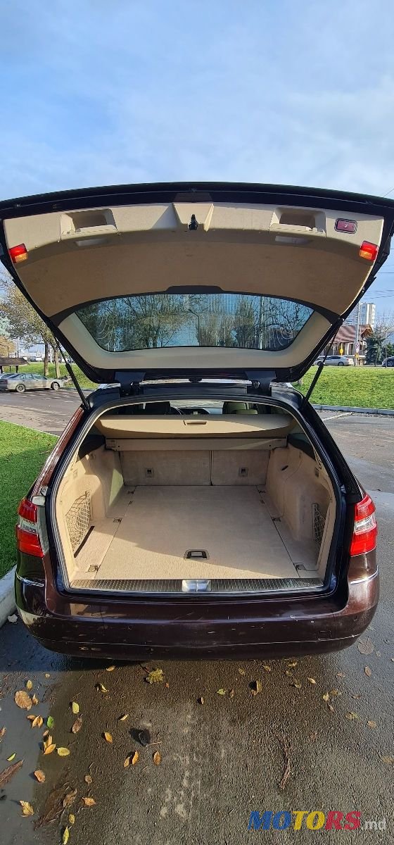 2010' Mercedes-Benz E Класс photo #5