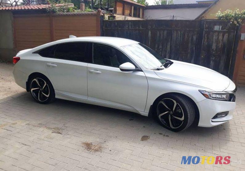 2018' Honda Accord photo #1
