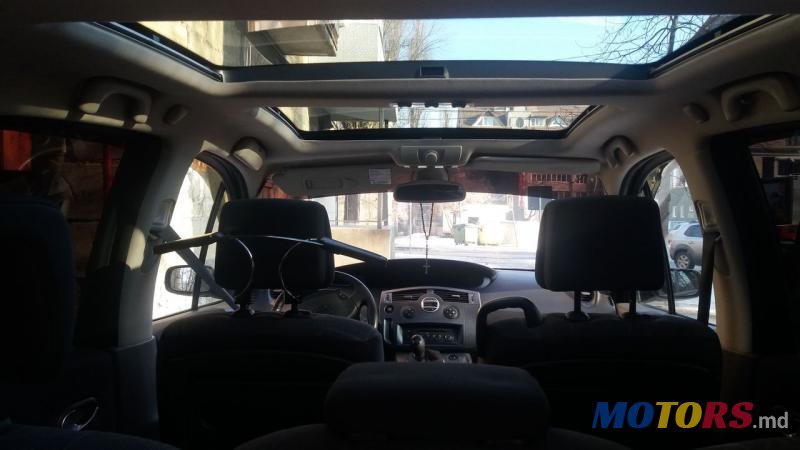2005' Renault Scenic photo #3