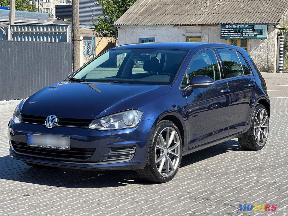 2015' Volkswagen Golf photo #1