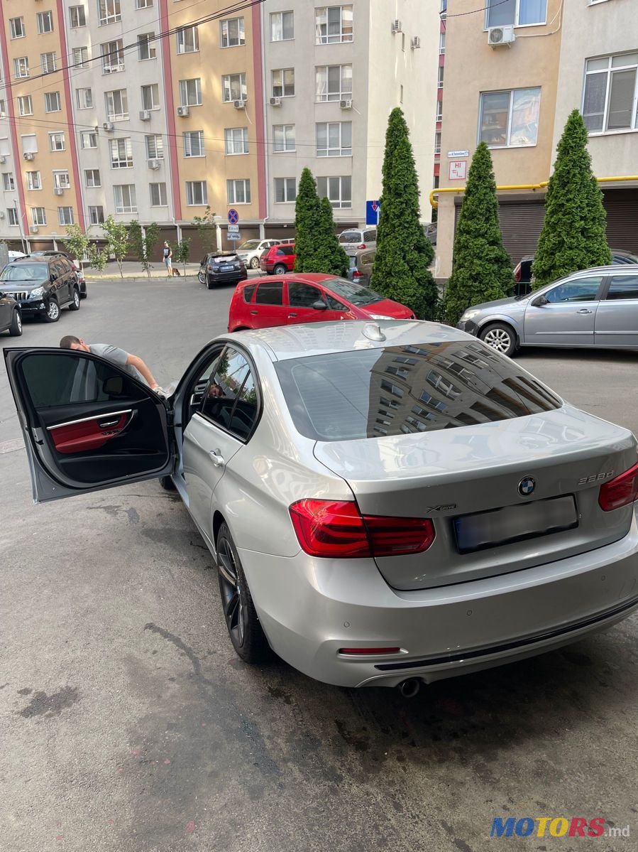2017' BMW 3 Series photo #2