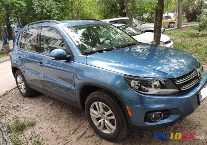 2017' Volkswagen Tiguan photo #1