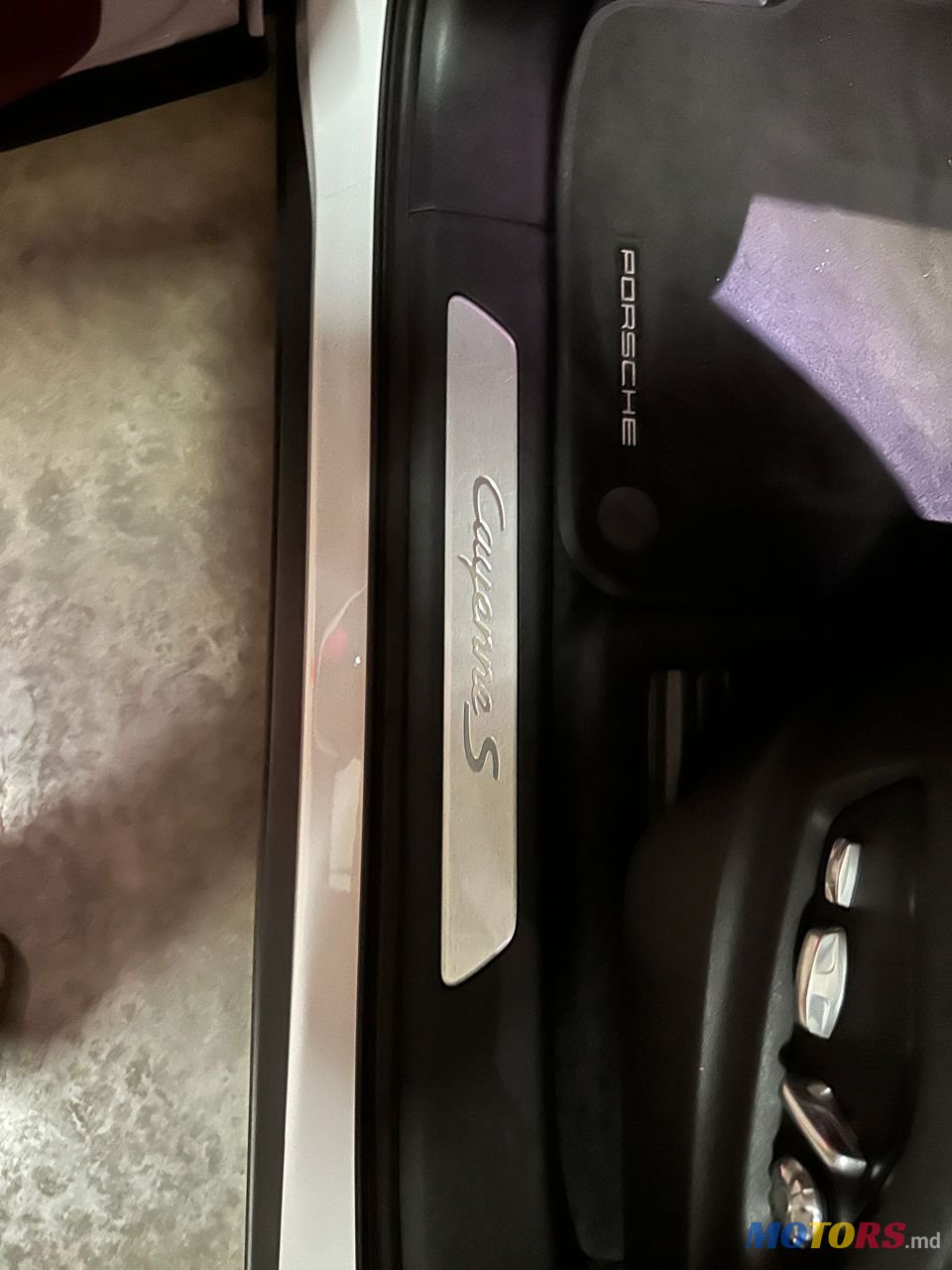 2019' Porsche Cayenne photo #3