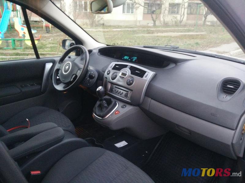 2007' Renault Scenic photo #4