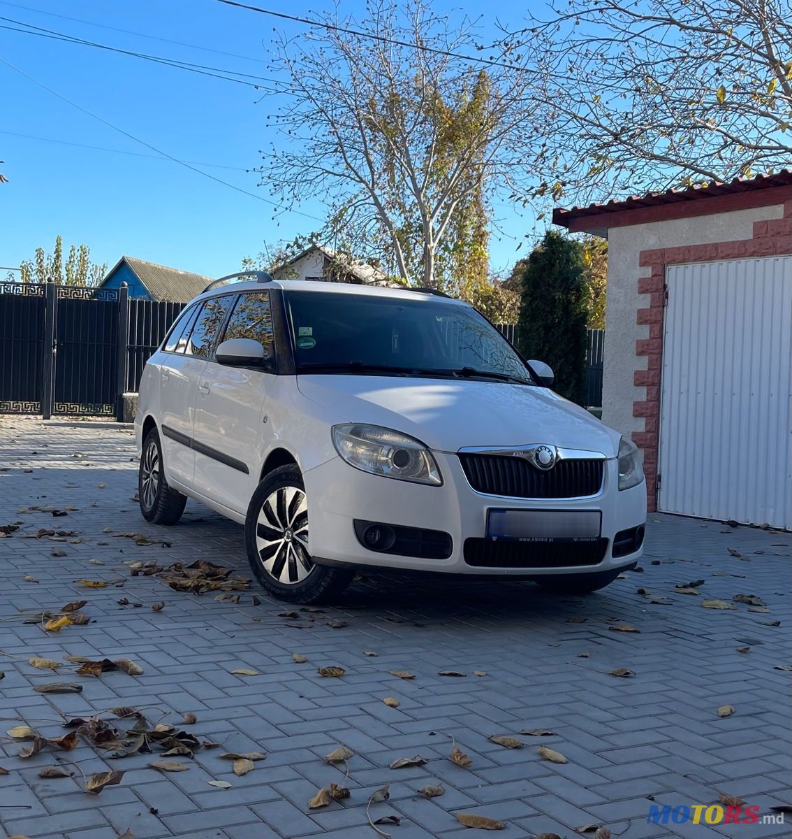 2009' Skoda Fabia photo #2