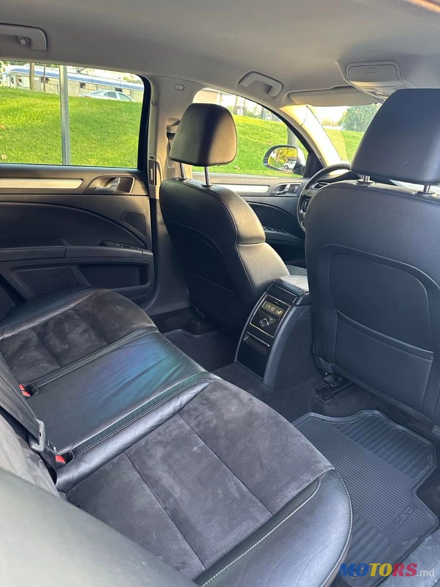 2010' Skoda Superb photo #5