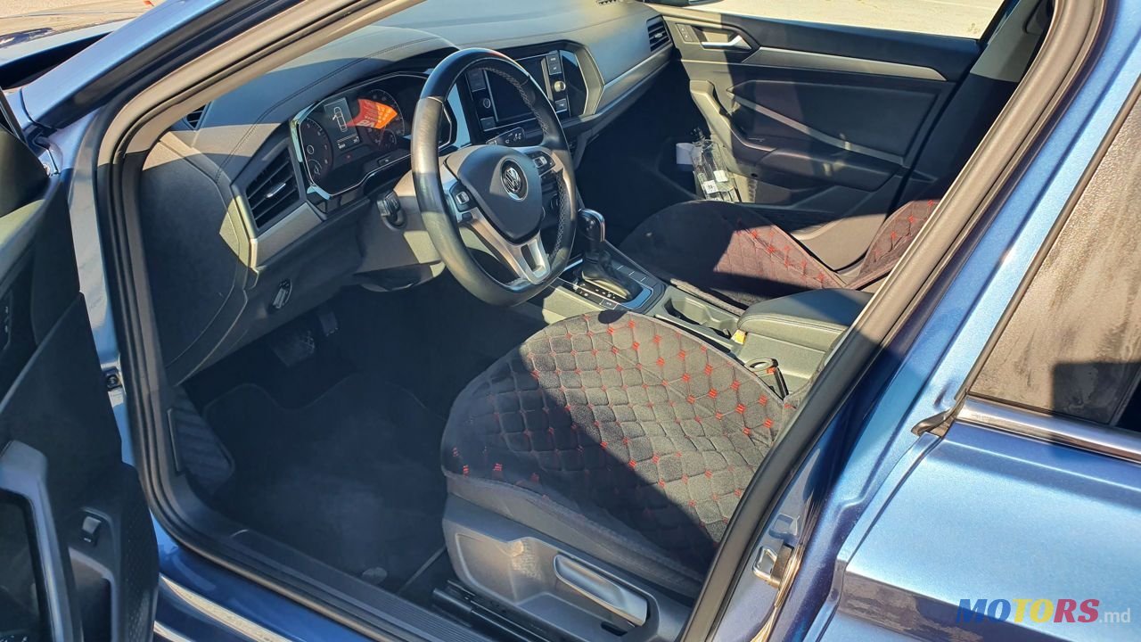 2019' Volkswagen Jetta photo #6