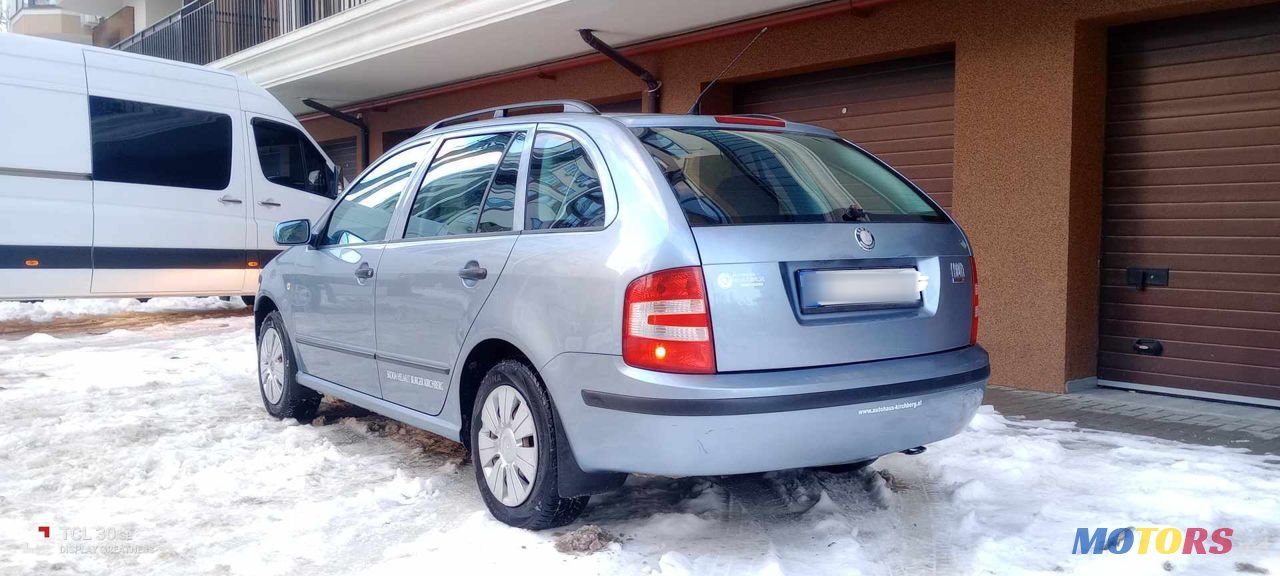 2005' Skoda Fabia photo #2