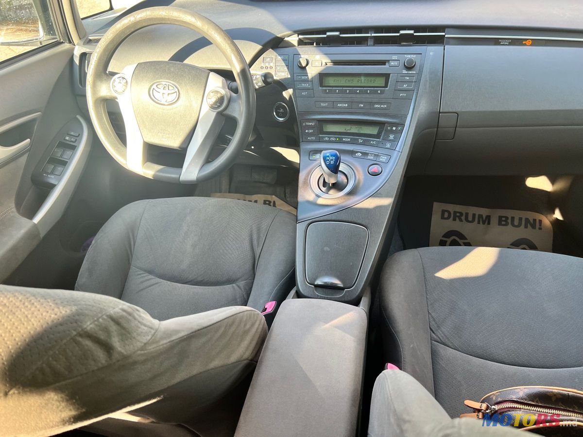 2009' Toyota Prius photo #6