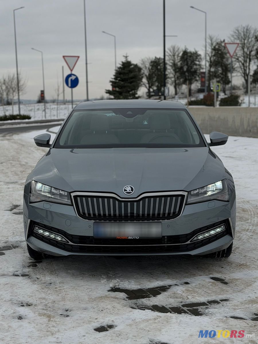 2020' Skoda Superb photo #3