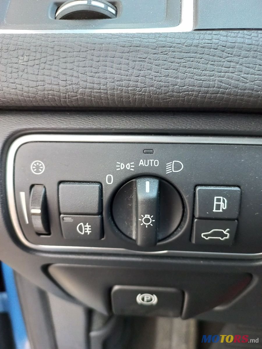 2016' Volvo XC60 photo #6