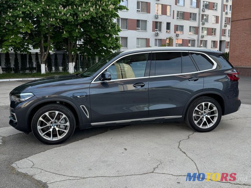 2022' BMW X5 photo #4