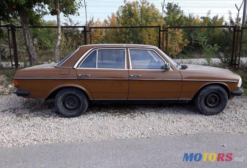 1983' Mercedes-Benz 123 photo #1