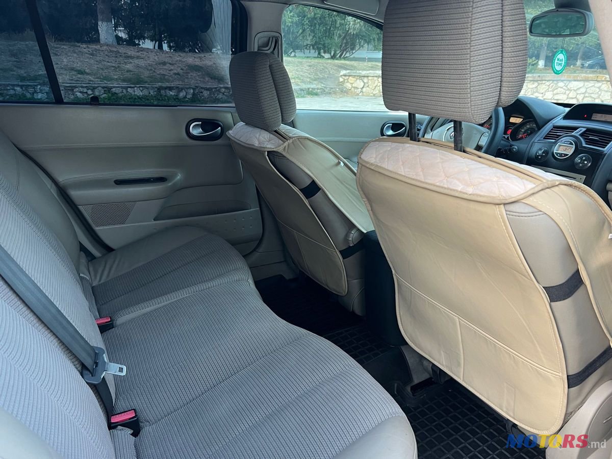 2006' Renault Megane photo #6