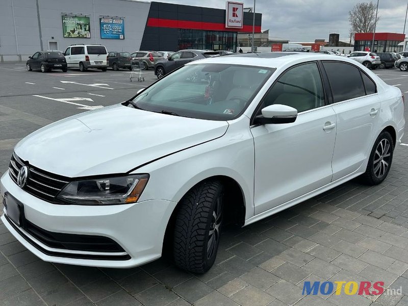 2016' Volkswagen Jetta photo #3