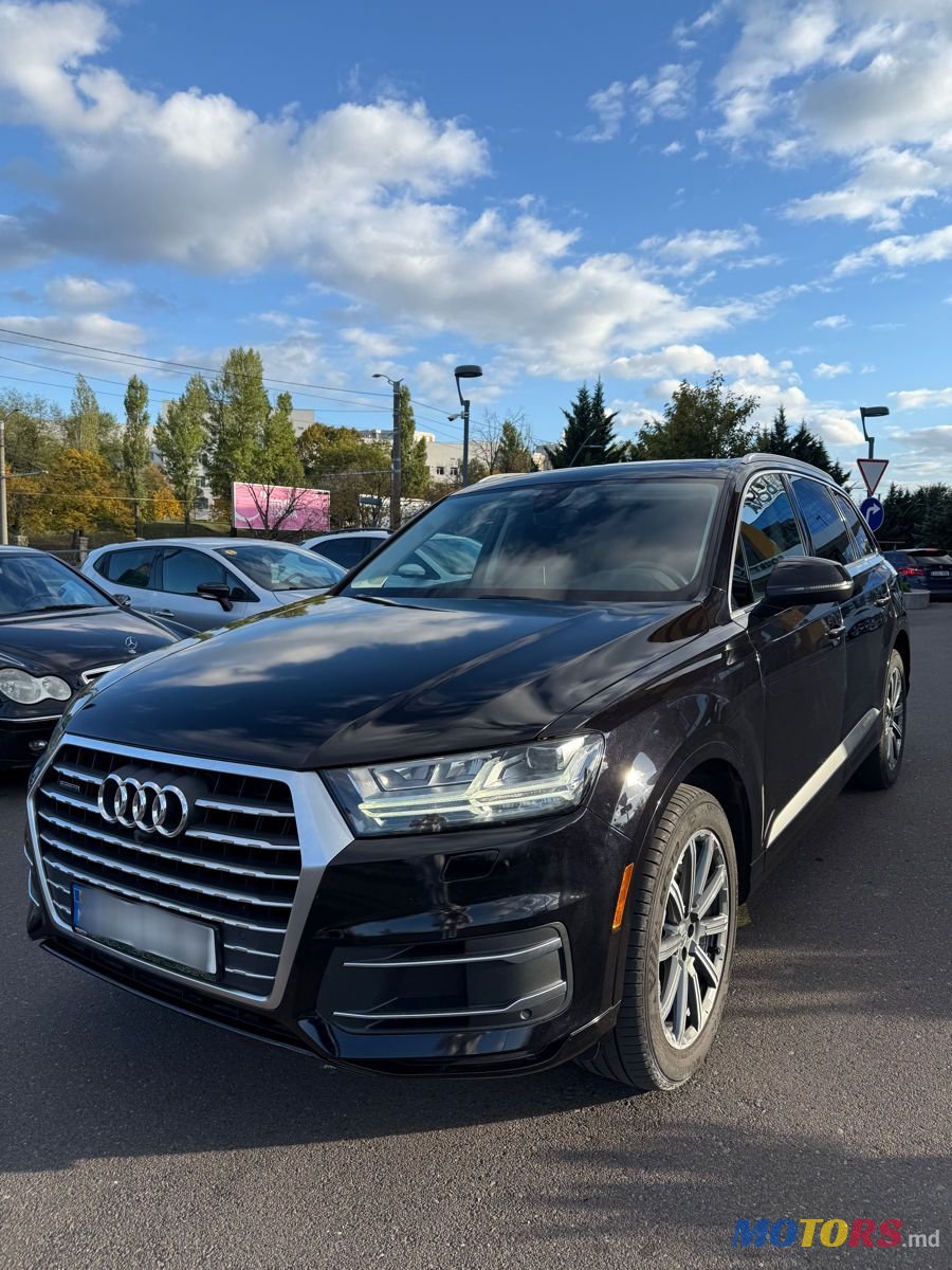 2019' Audi Q7 photo #2