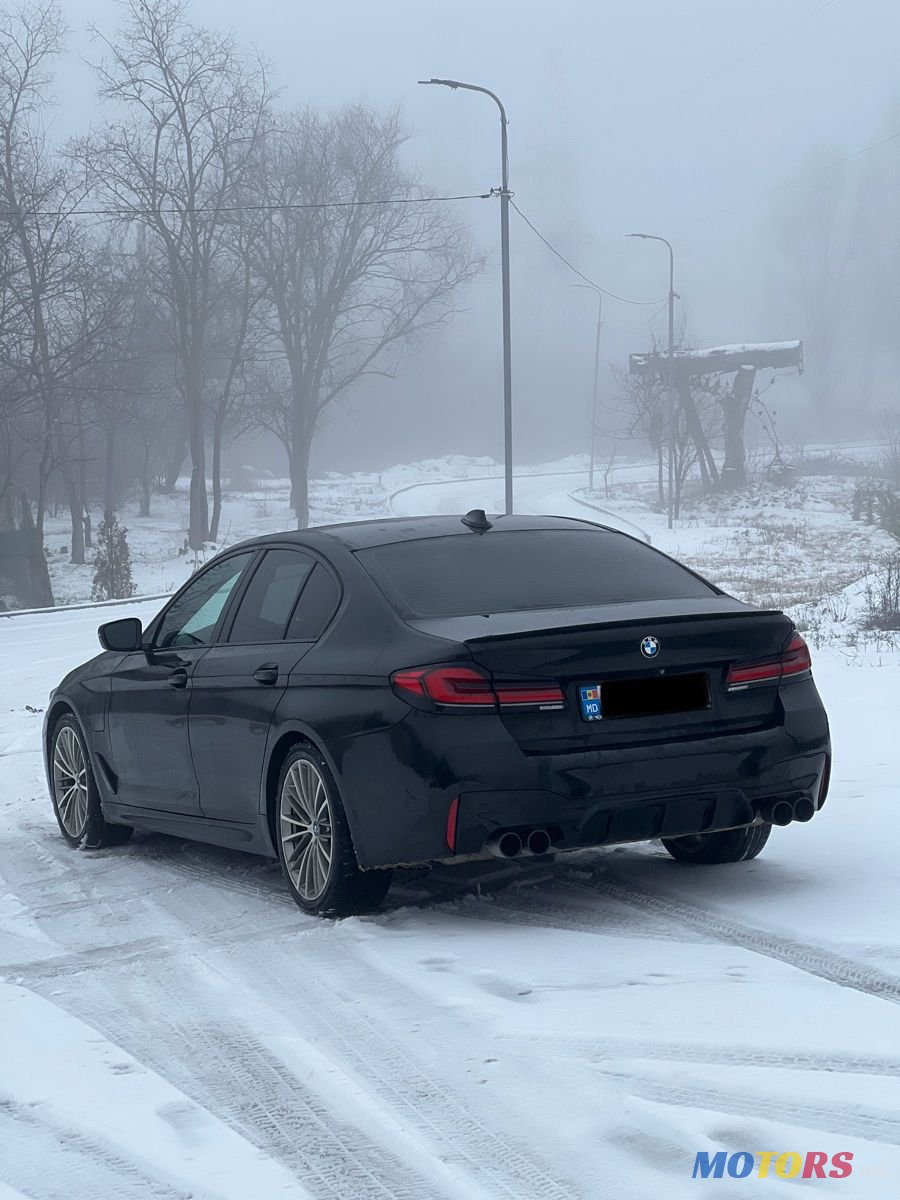 2018' BMW 5 Series photo #4
