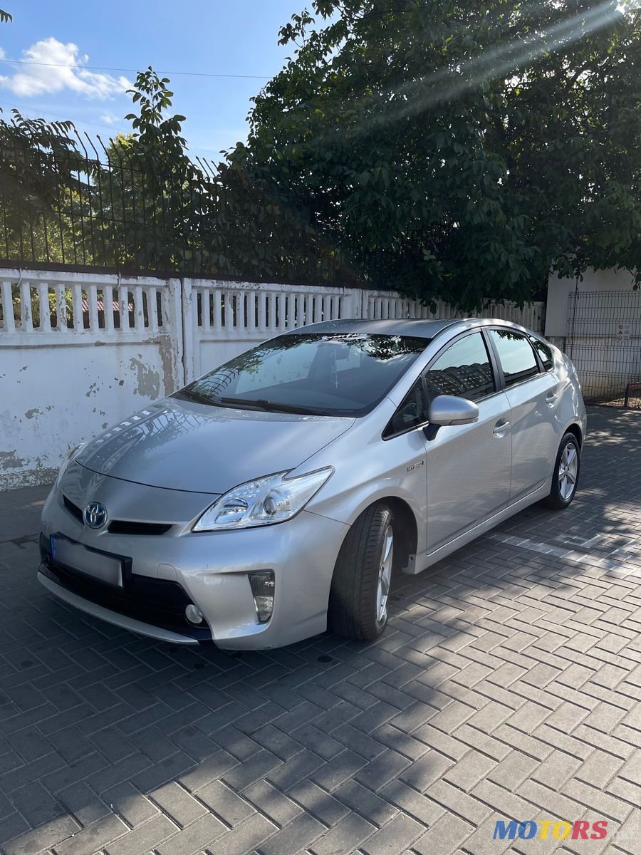 2012' Toyota Prius photo #1