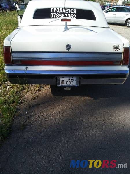 1988' Lincoln Town Car photo #2