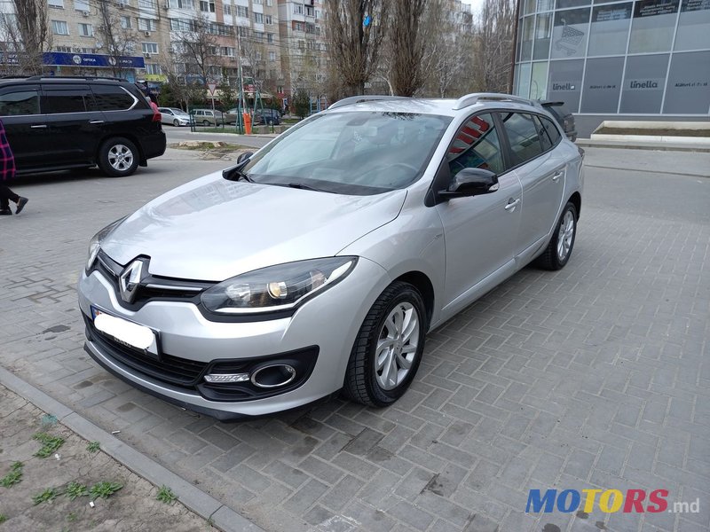 2014' Renault Megane photo #2