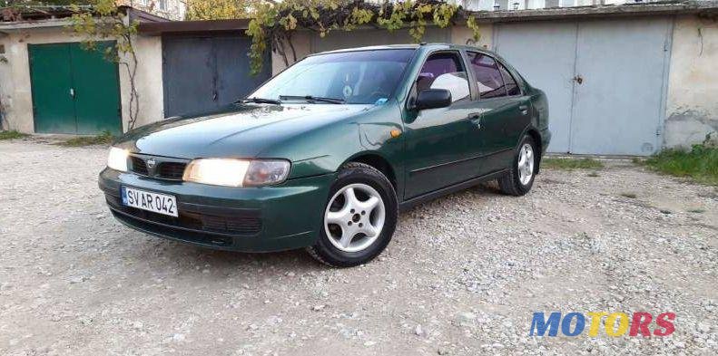1996' Nissan Almera photo #2