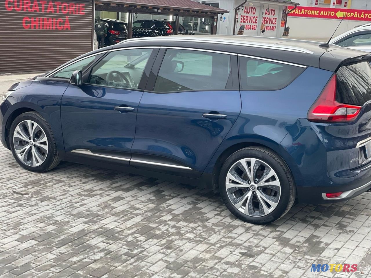 2016' Renault Grand Scenic photo #5