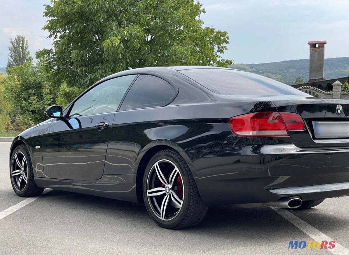 2007' BMW 3 Series photo #5