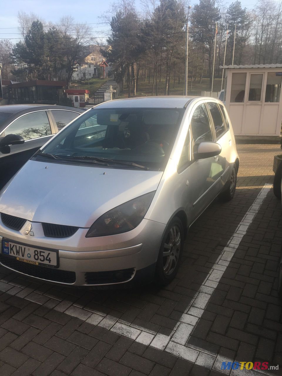 2008' Mitsubishi Colt photo #1
