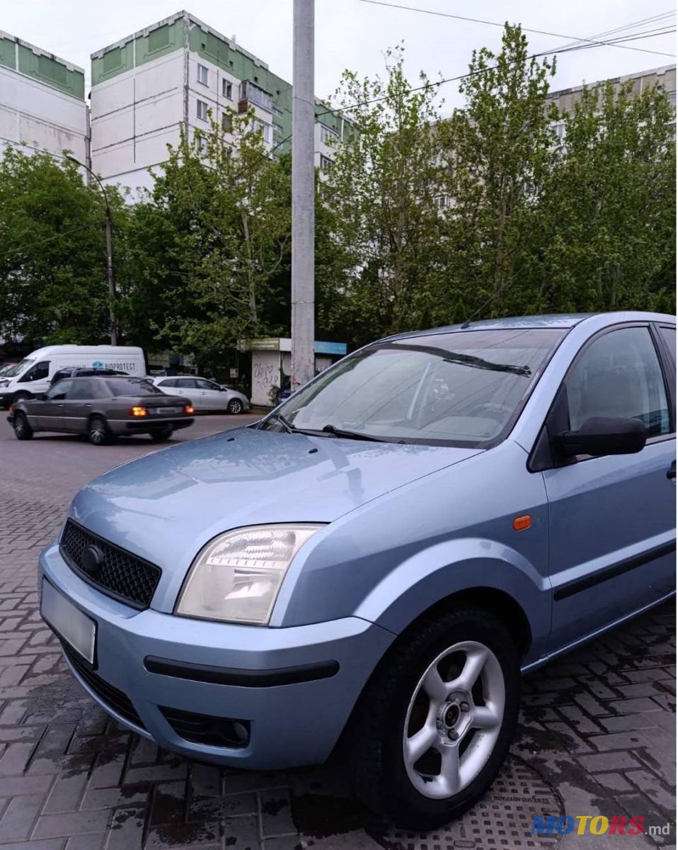 2005' Ford Fusion photo #1