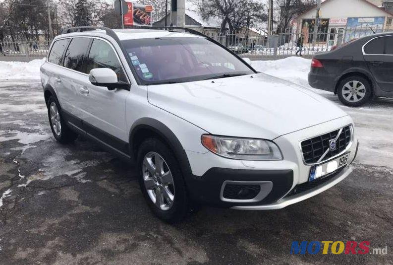 2008' Volvo XC70 photo #2