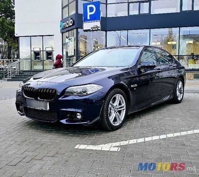 2016' BMW 5 Series photo #1