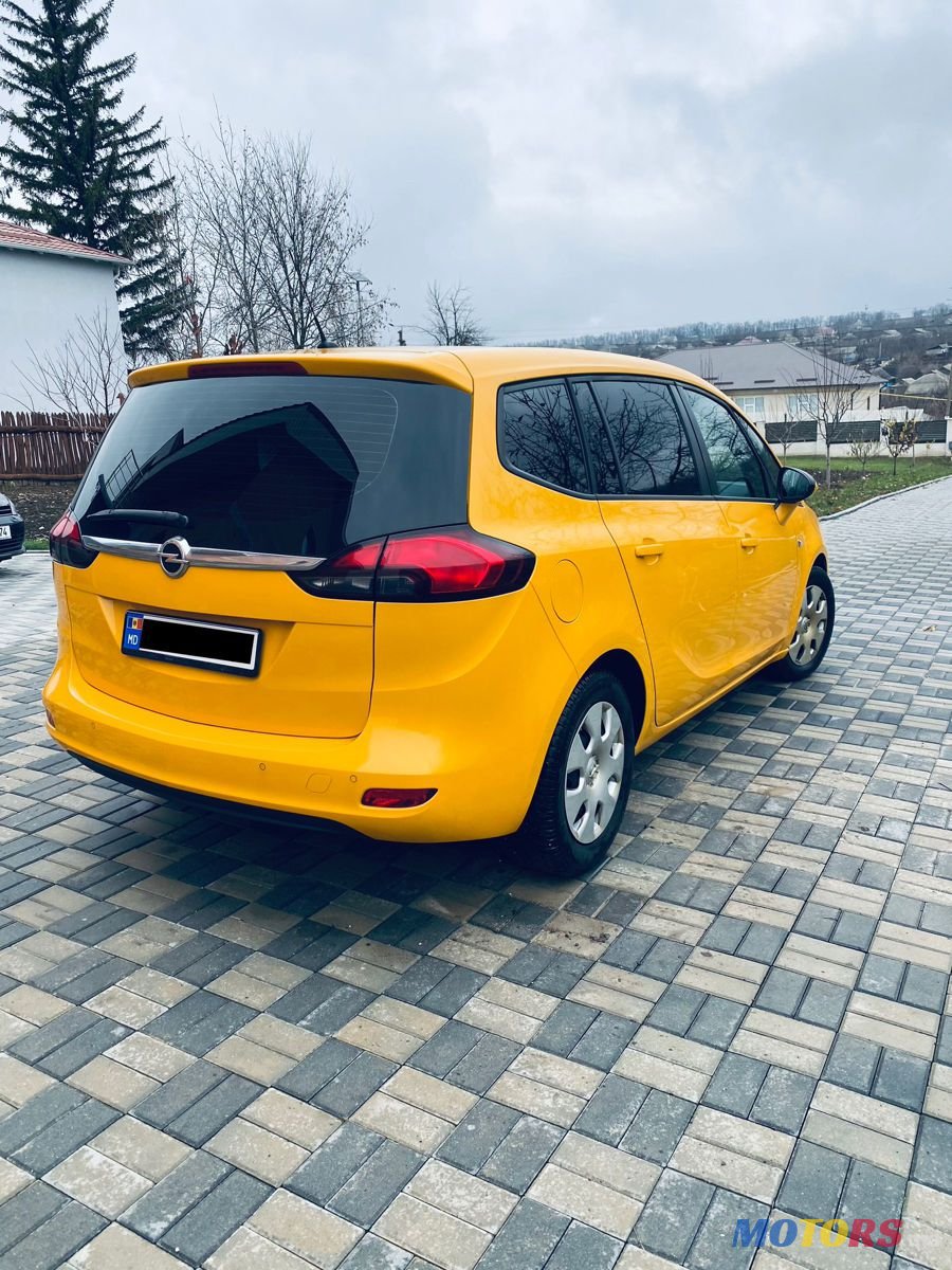 2016' Opel Zafira photo #4