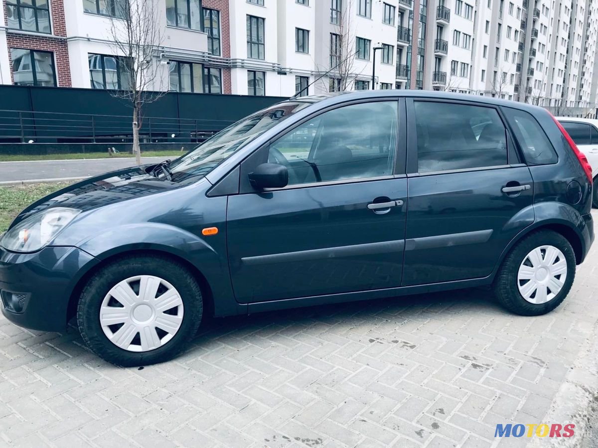 2006' Ford Fiesta photo #1