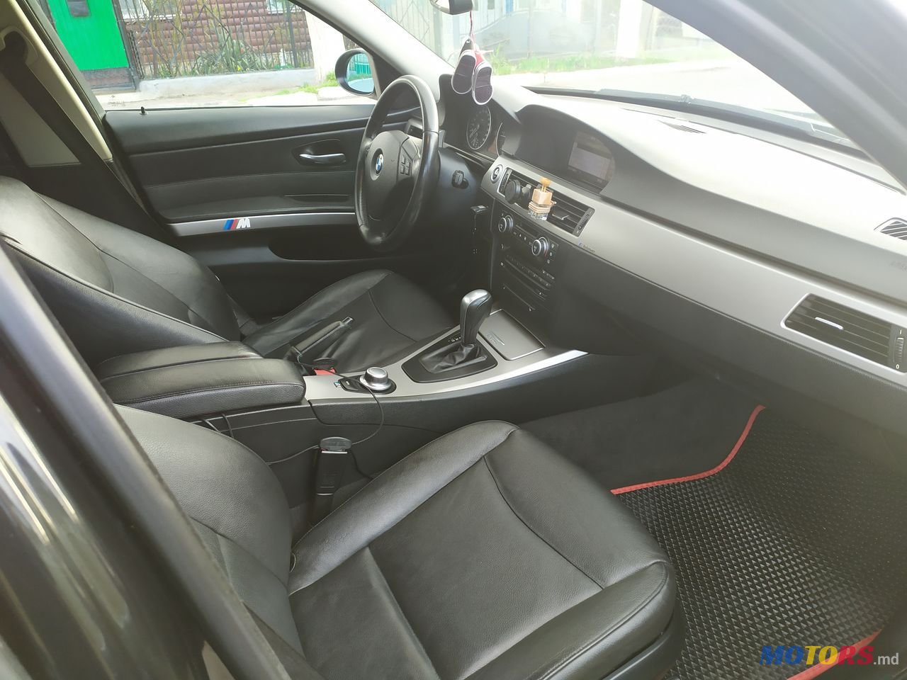 2007' BMW 3 Series photo #3