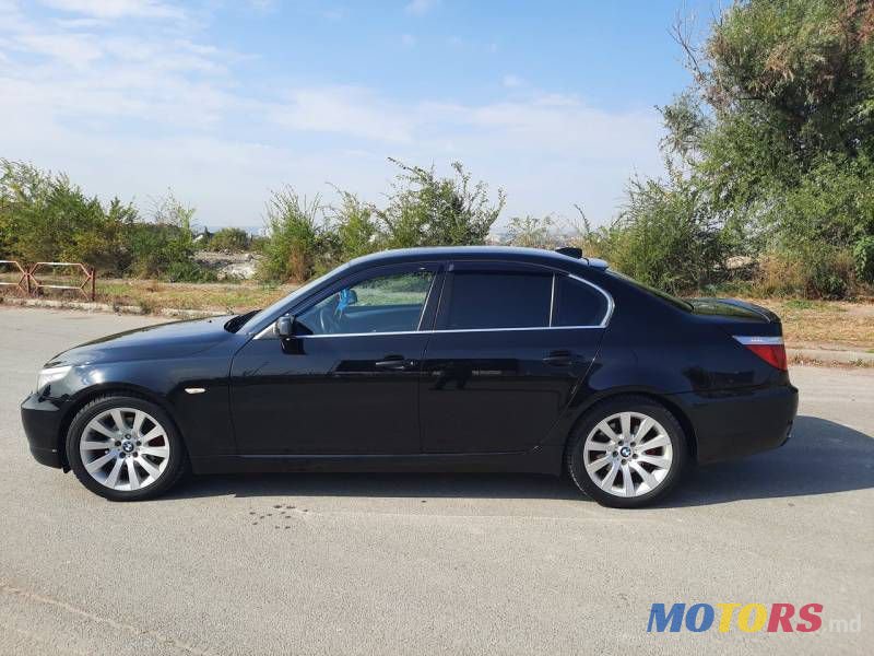 2009' BMW 5 photo #6