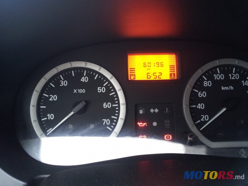 2005' Dacia Logan photo #2